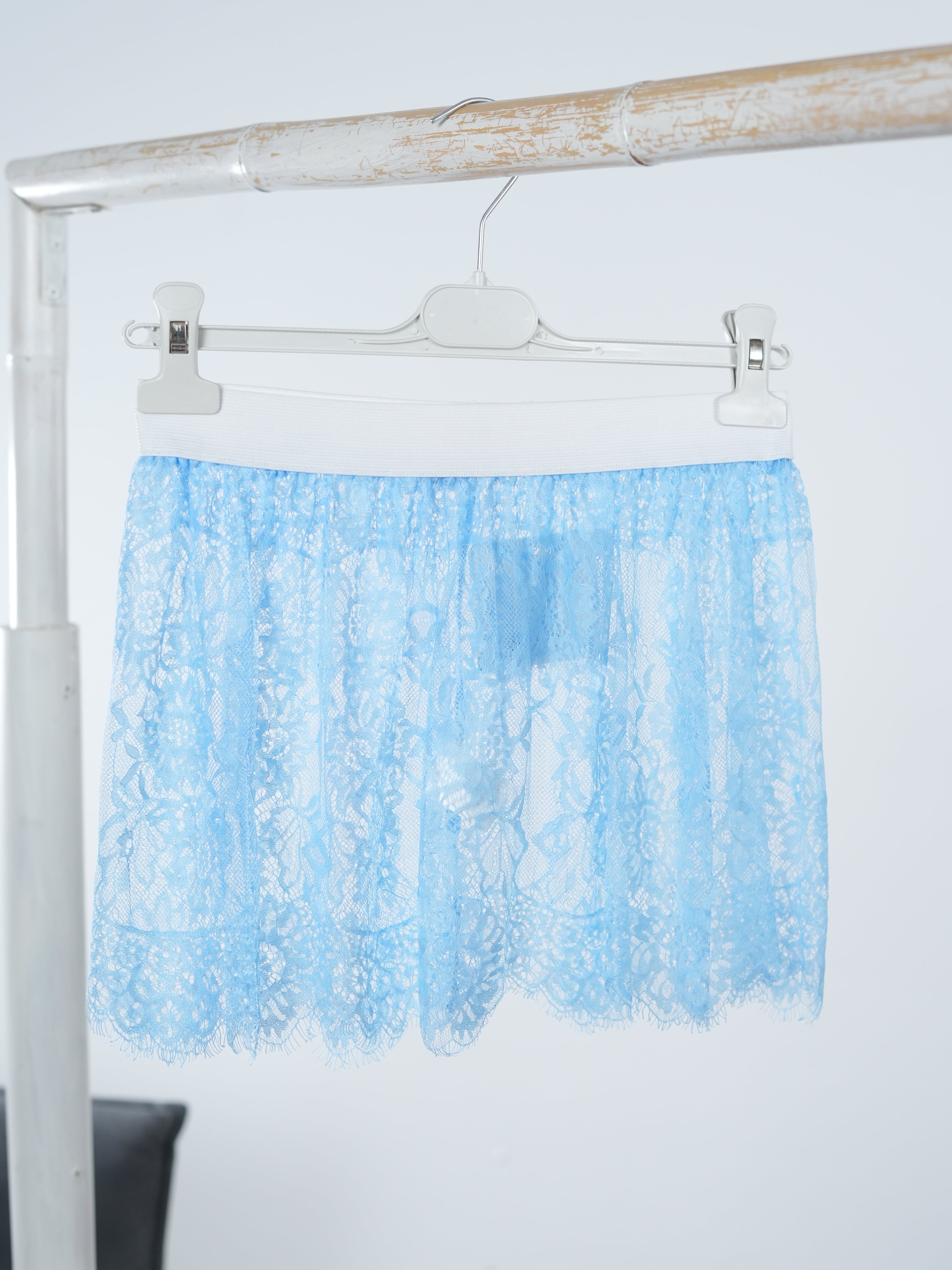 Blusenverlängerung aus Spitze Blau