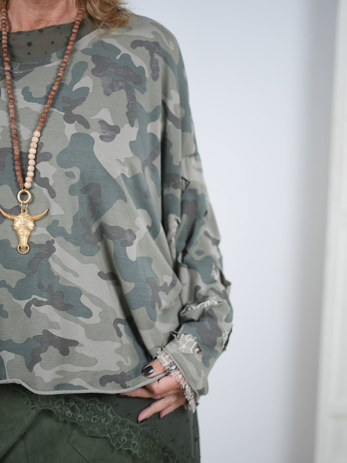 leichtes langarm Shirt mit auffälligen Ärmeln, Camouflage