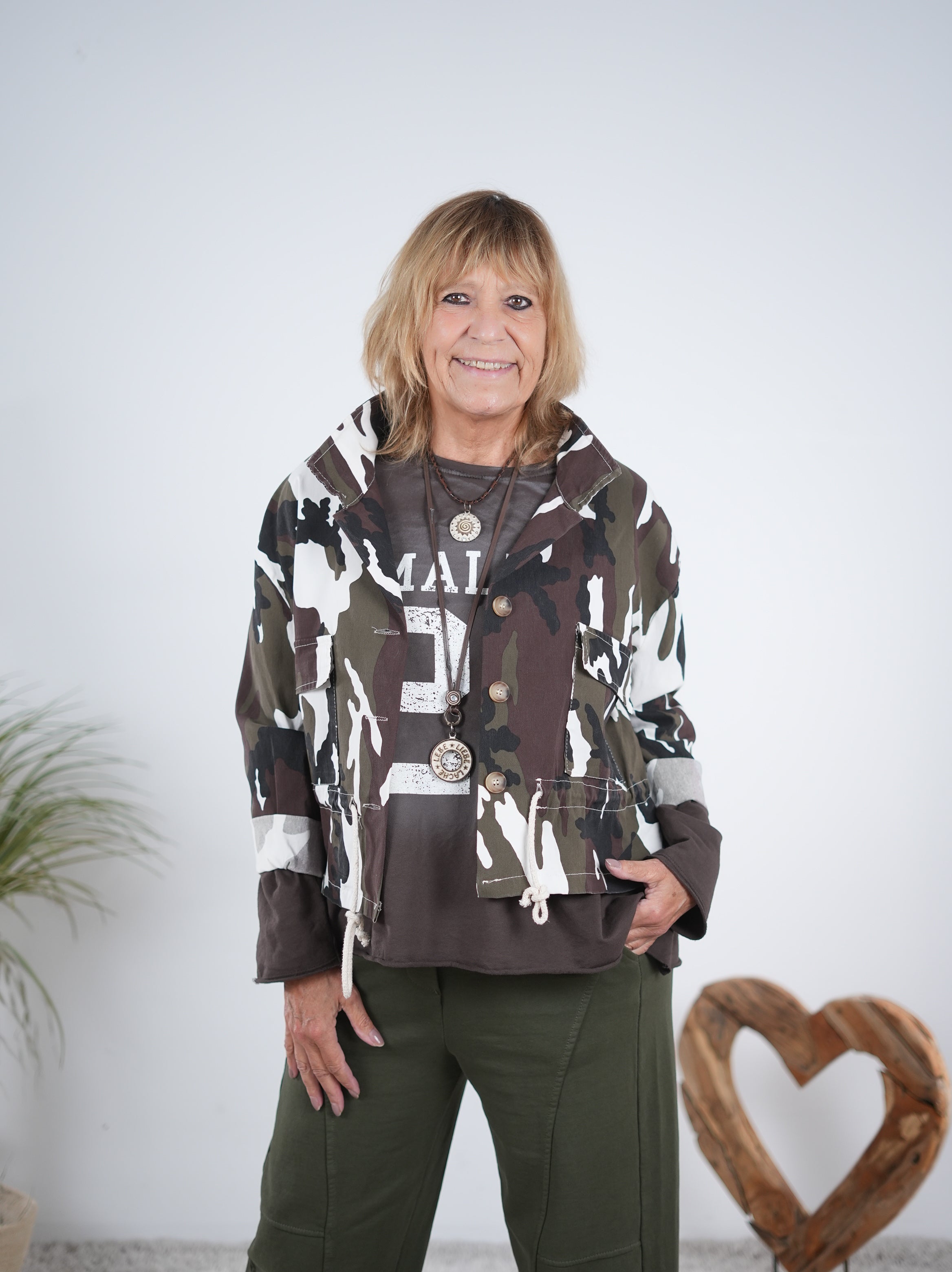 leichte Camo Jacke mit aufgesetzten Taschen