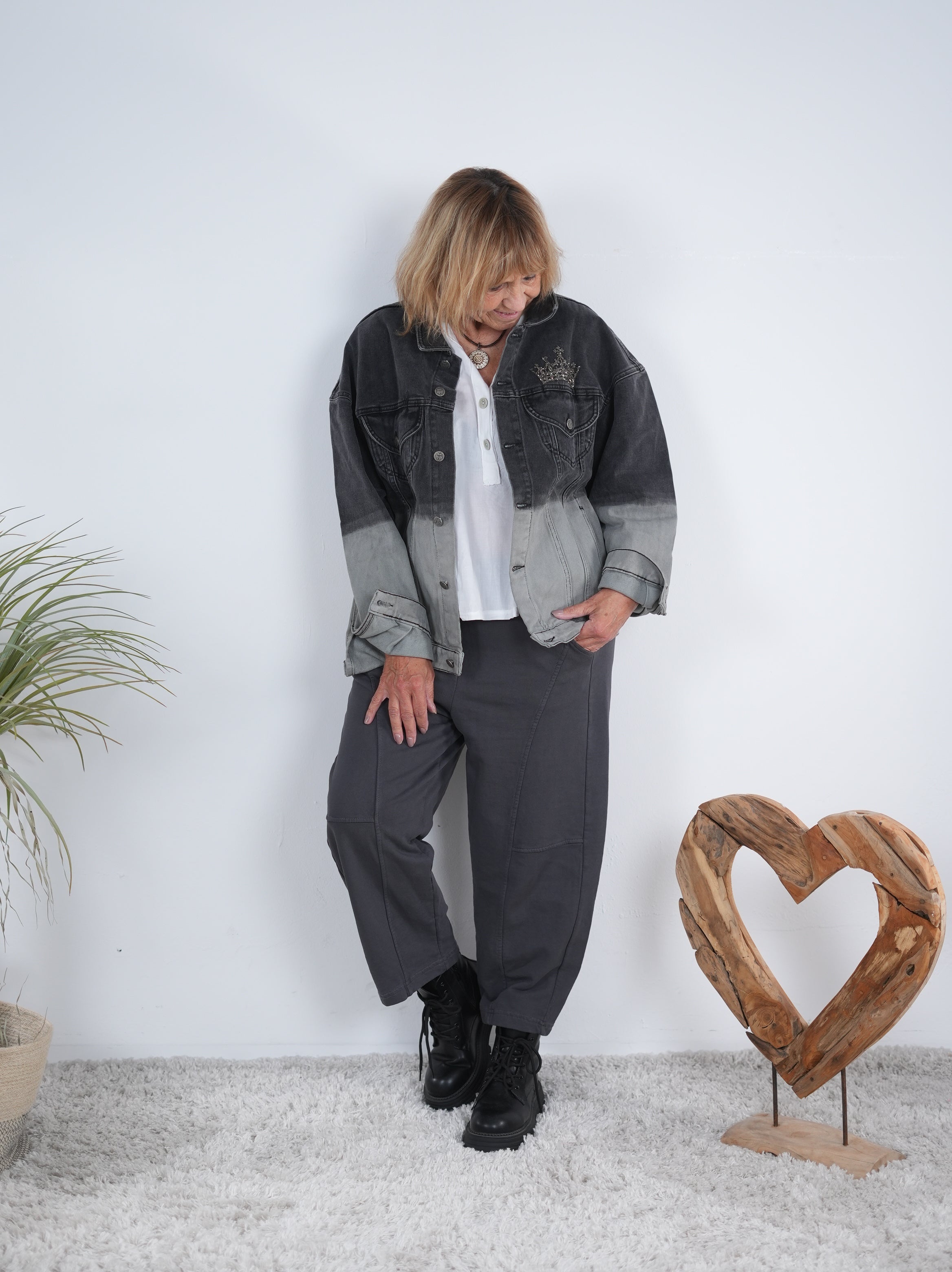 ausgefallene Jeans Jacke mit großem Motiv, zweifarbig