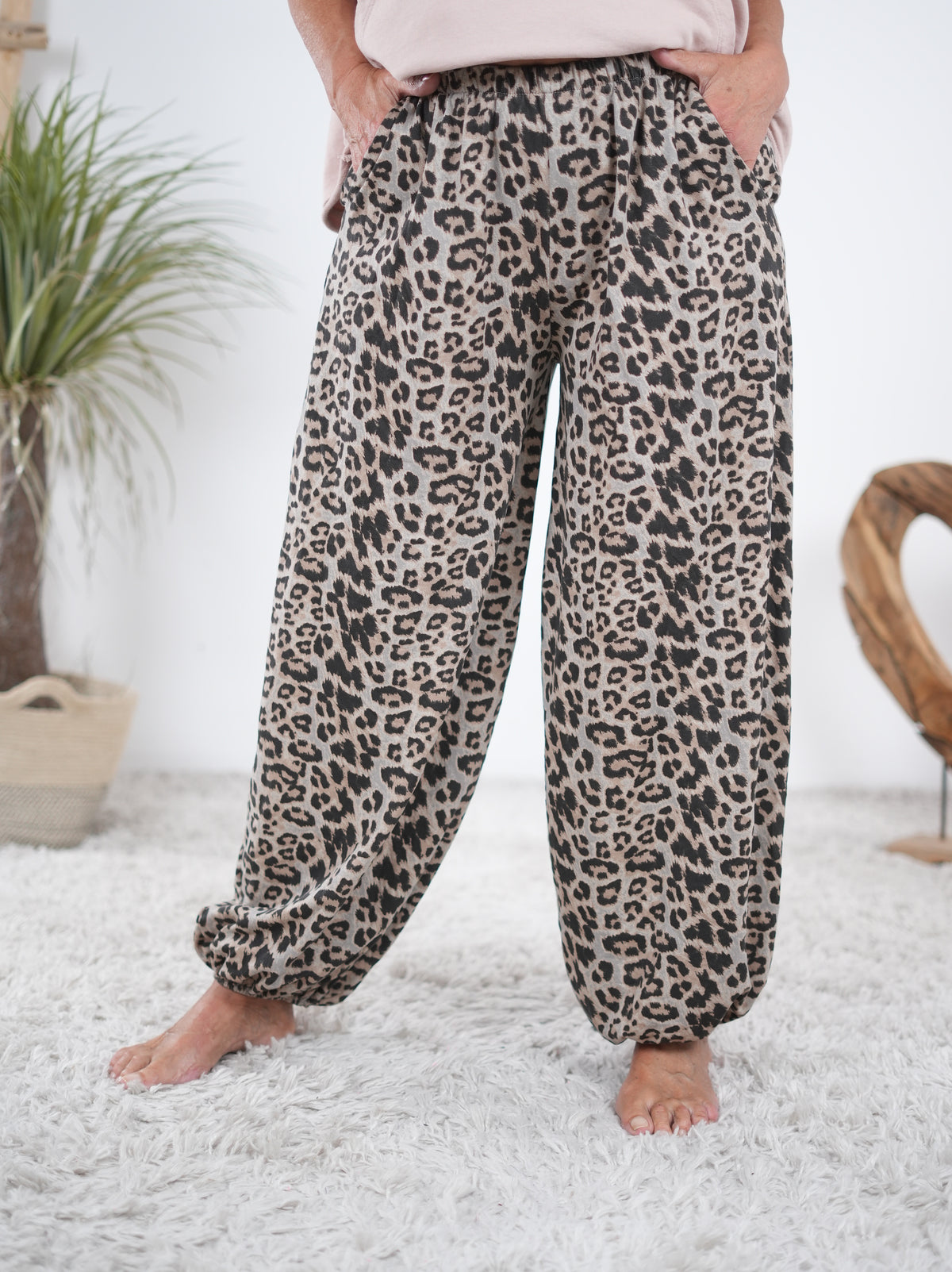 Baumwoll-Pumphose im Leo Look Taupe