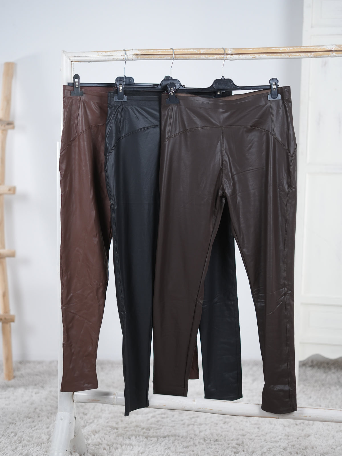 Basic Leggins aus Kunstleder