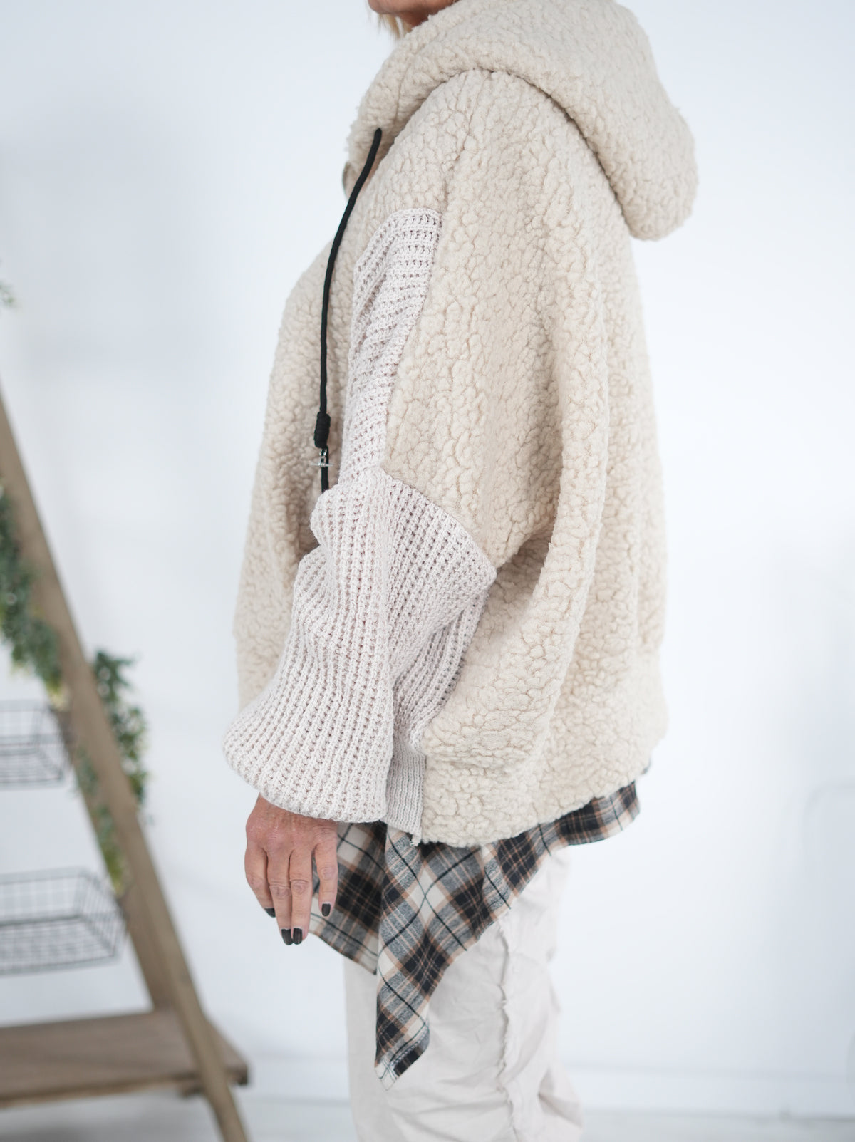 Cozy Jacke mit Strickärmeln