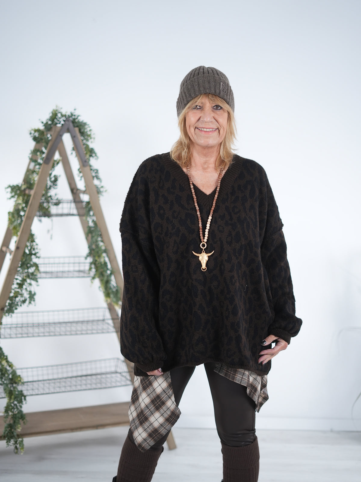 oversized Strickpulli im Leo Look mit V-Ausschnitt