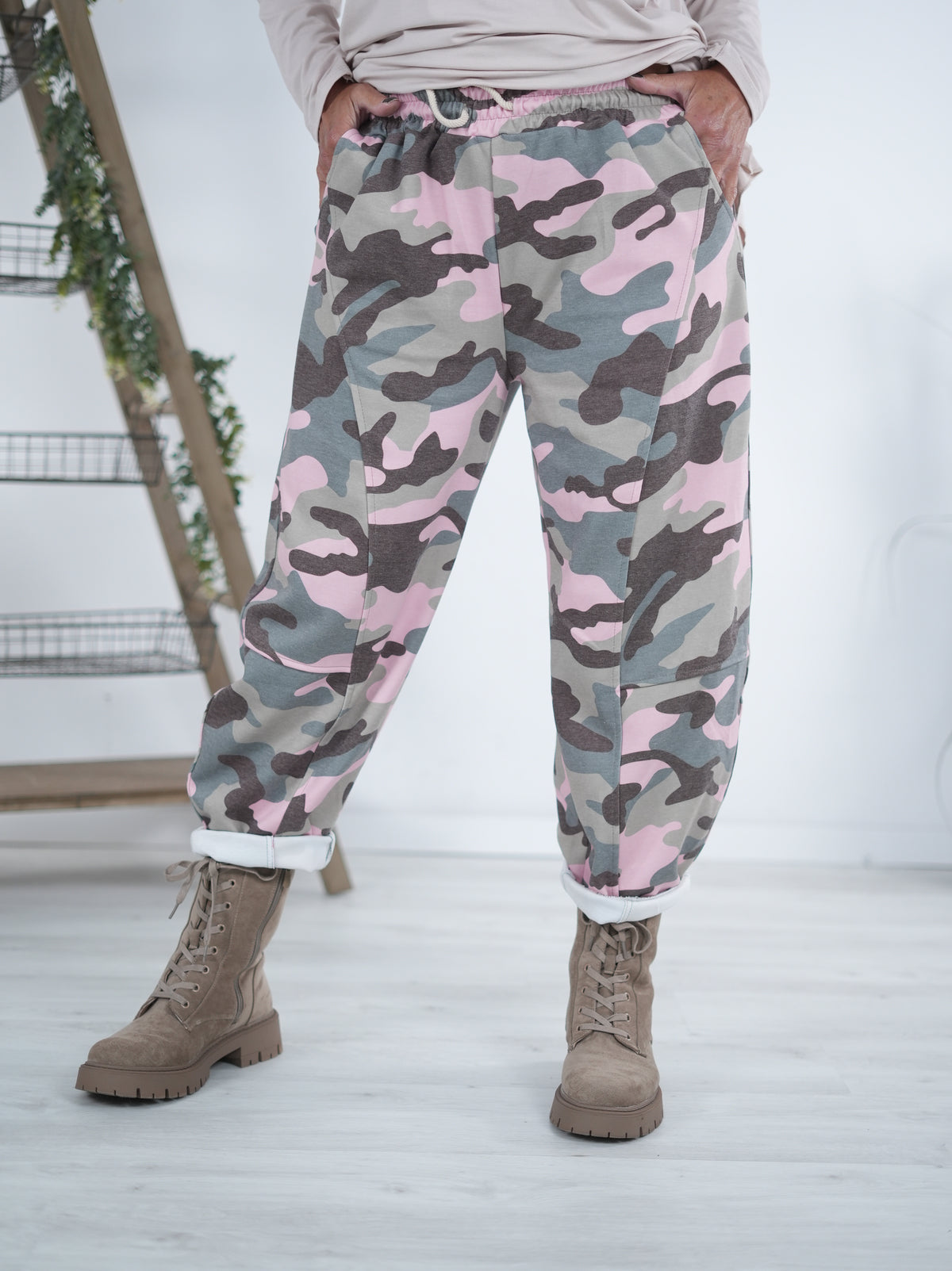 Weiche Wide Leg Camouflage Pants Rosa