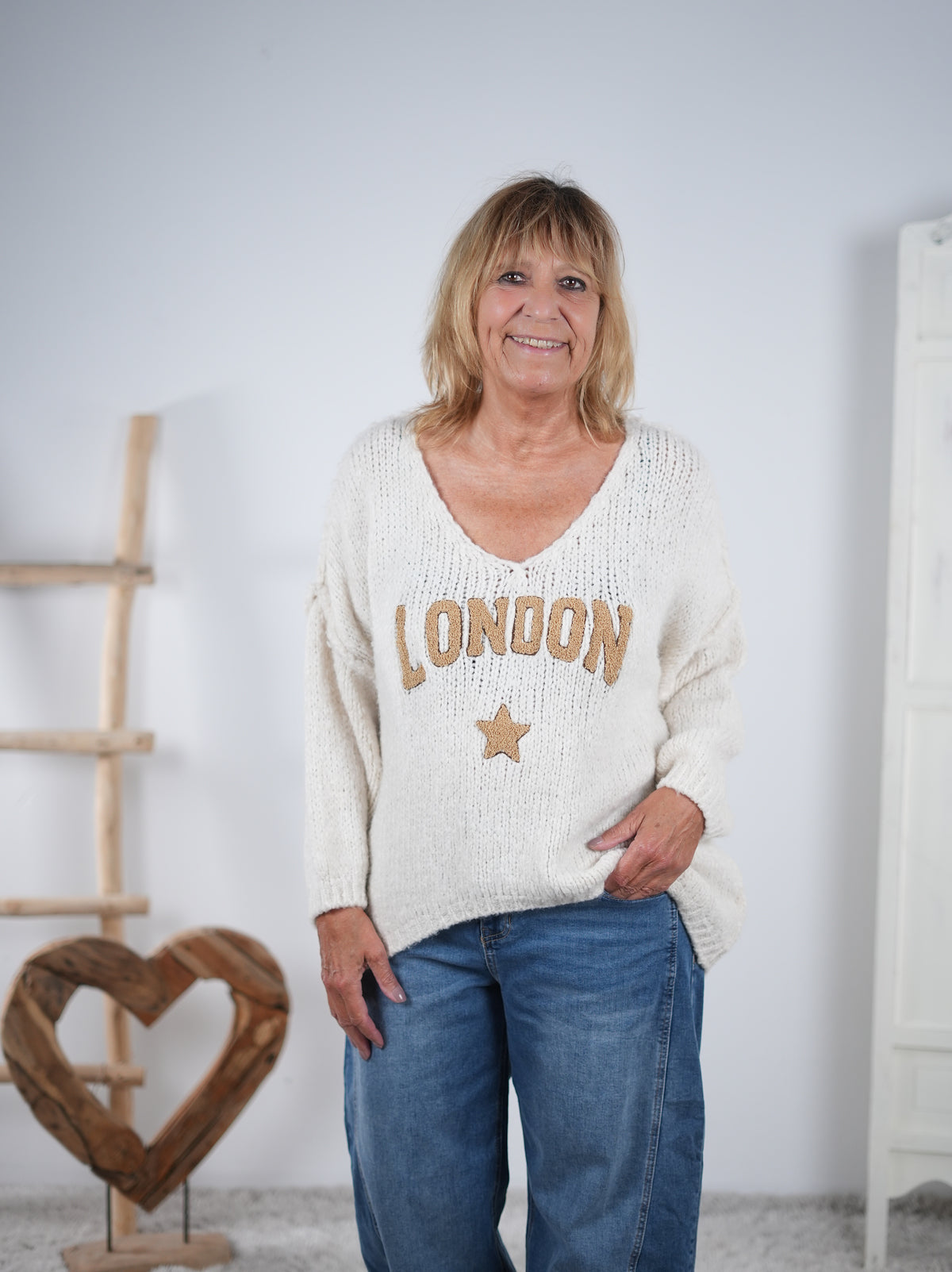 weicher Strickpulli mit überschnittenem Arm Wollweiß
