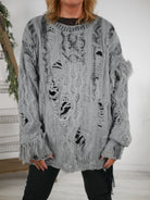 Strickpulli destroyed Grau