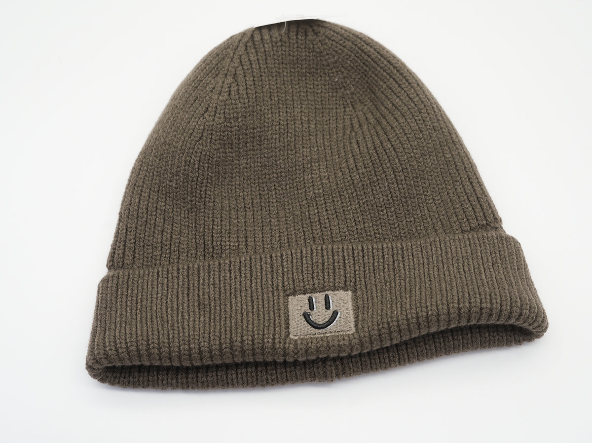 weiche Mütze mit Smiley Patch Olive Schoko