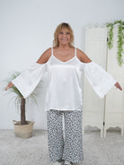 Wunderschöne Bluse, schulterfrei