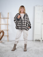 leichte Jacke im Flanell Stil, kariert