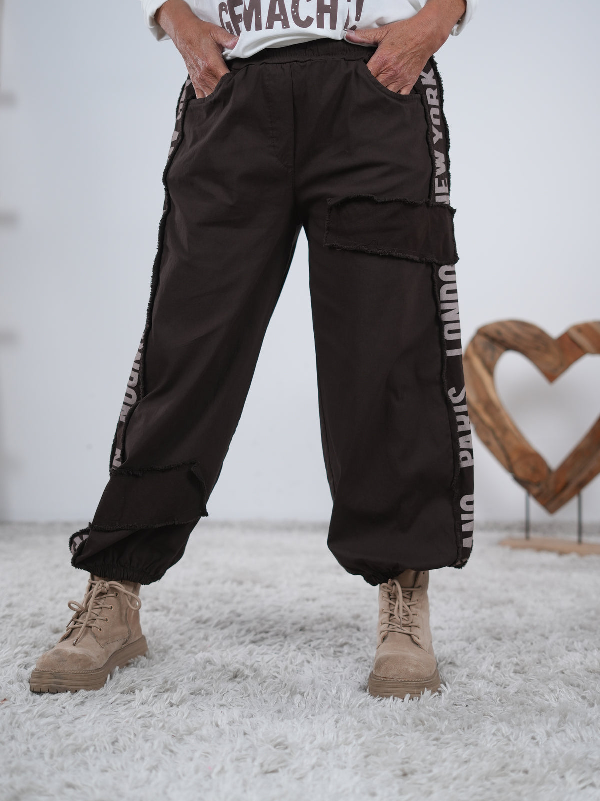 Wide Leg Pants mit Gummibund am Beinabschluss Schoko