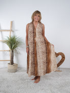 Leichtes Kleid im Mustermix Beige