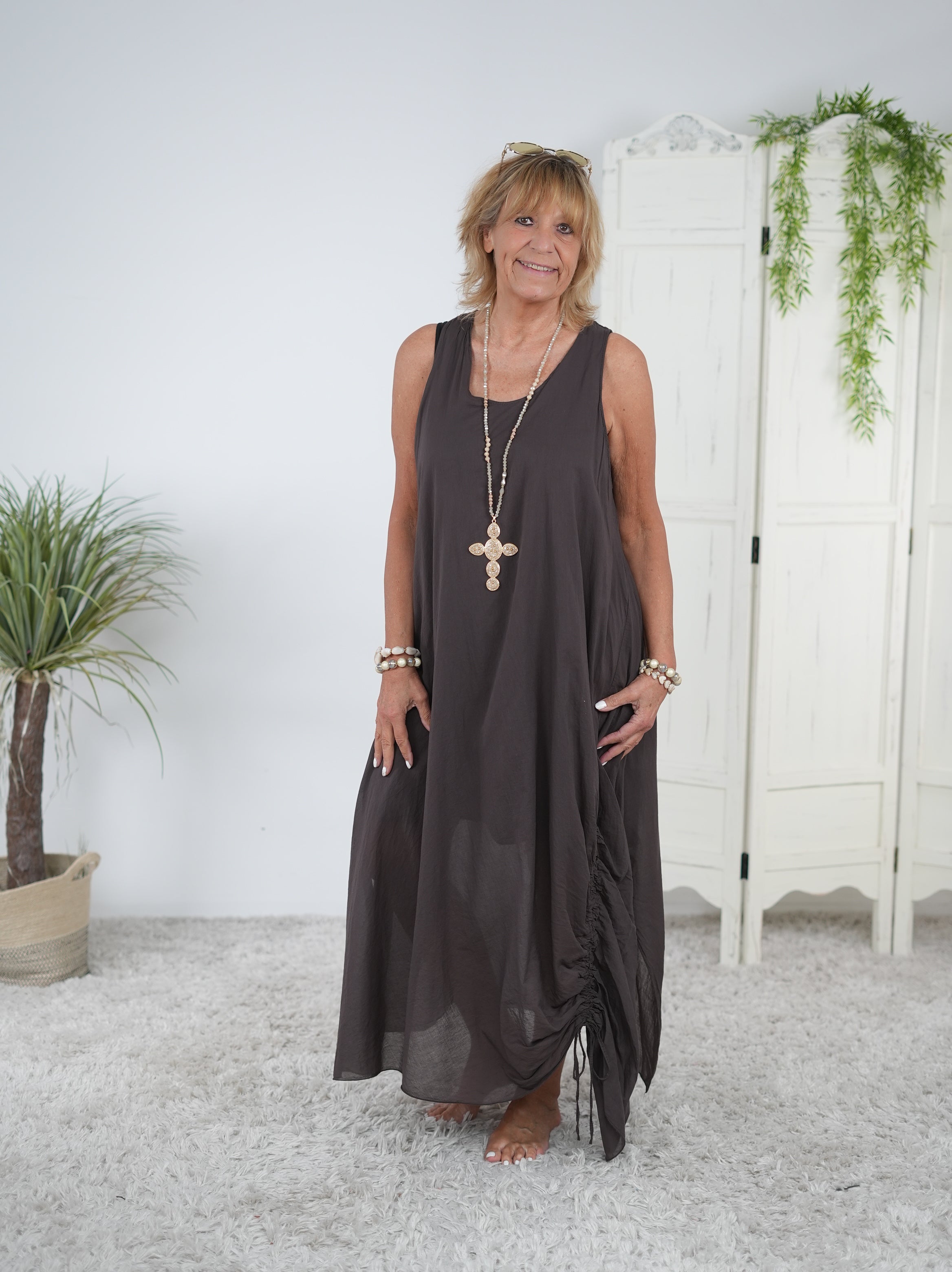 Leichtes Baumwoll-Kleid mit Raffung