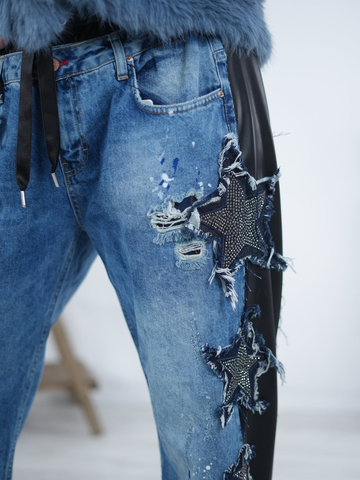 ausgefallene Wide Leg Pants mit großen Sternen verziert