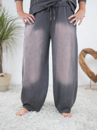 Ballonhose mit ausgefallener Waschung Anthrazit