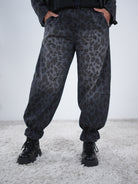 Ballon Pants im Leo Look