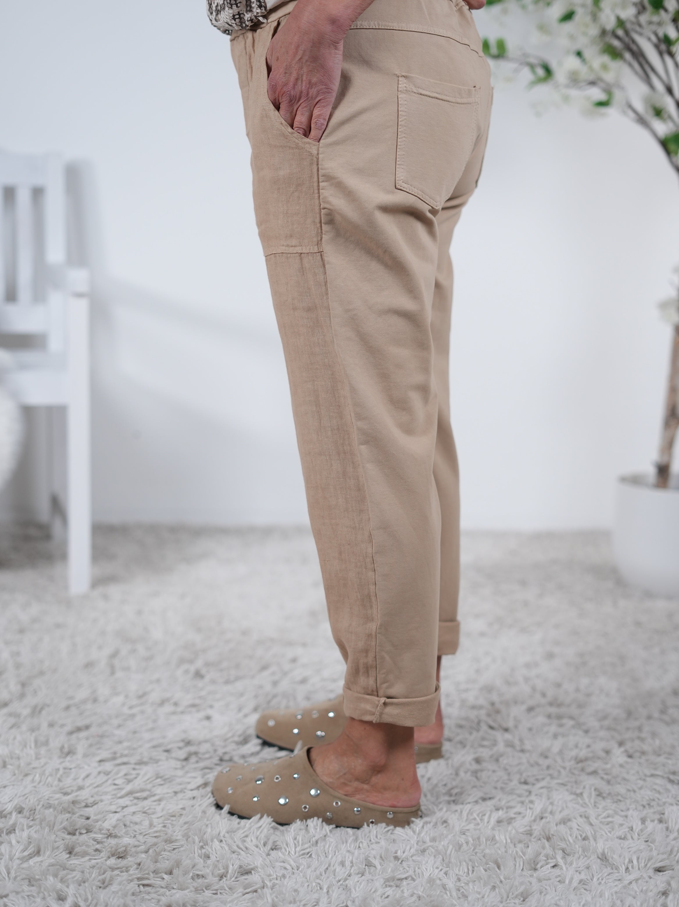 Bequeme Pants im Materialmix