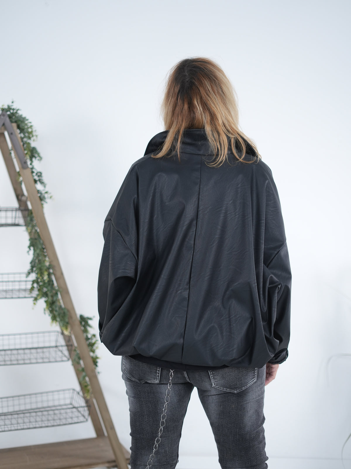 Kunstleder Jacke im Oversize Schnitt