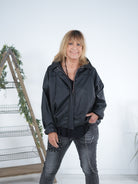 Kunstleder Jacke im Oversize Schnitt