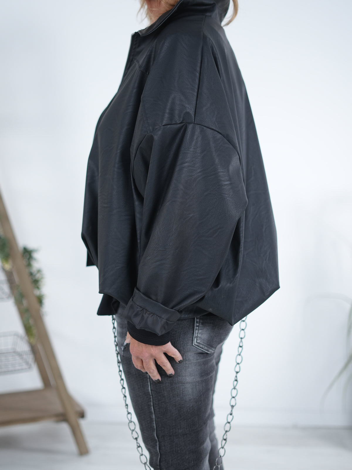 Kunstleder Jacke im Oversize Schnitt