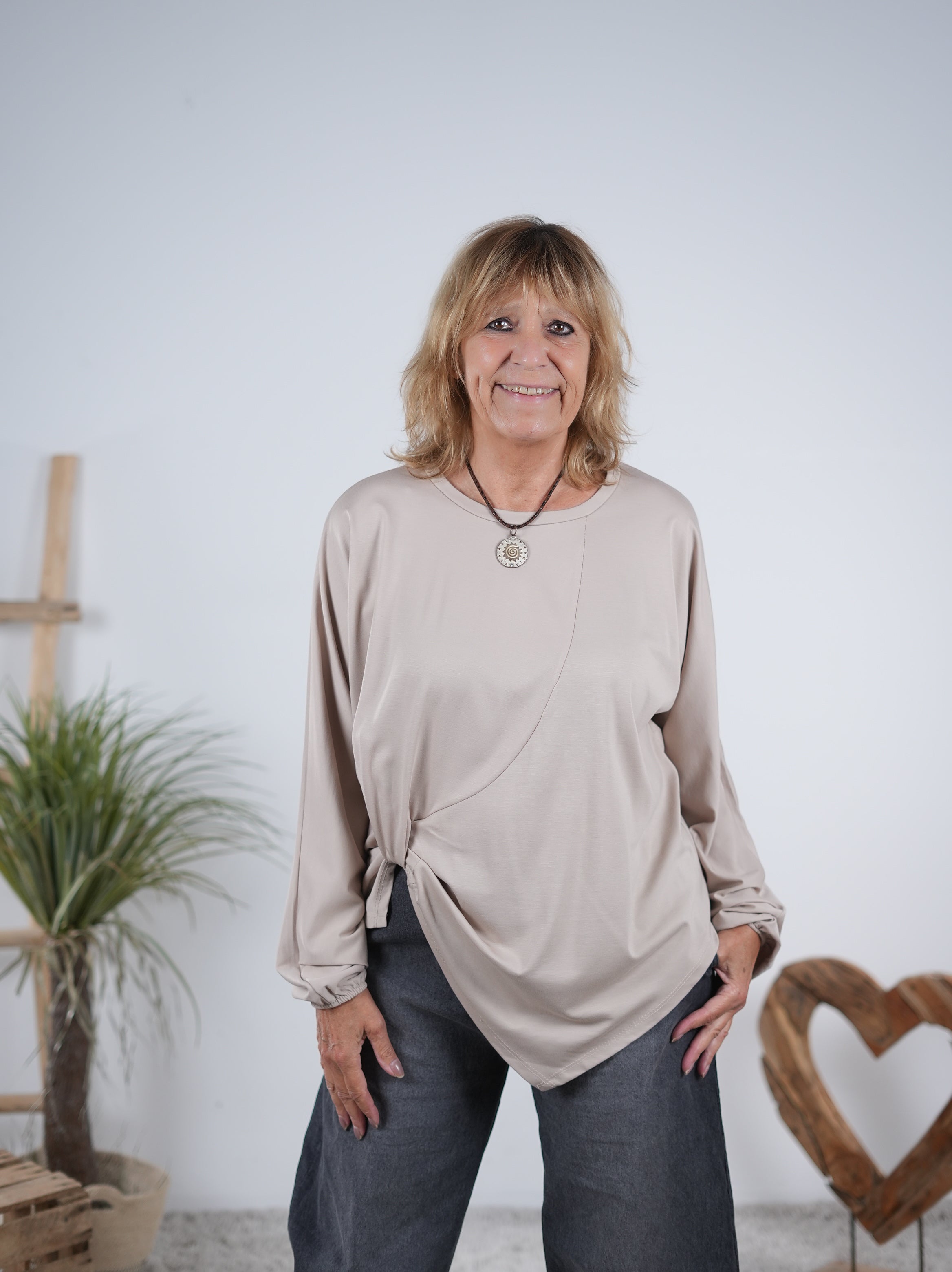 langarm Shirt aus Viskose Beige