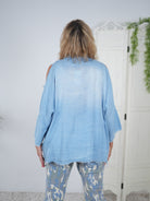 Leichte Bluse mit Cut Outs im Jeans Look