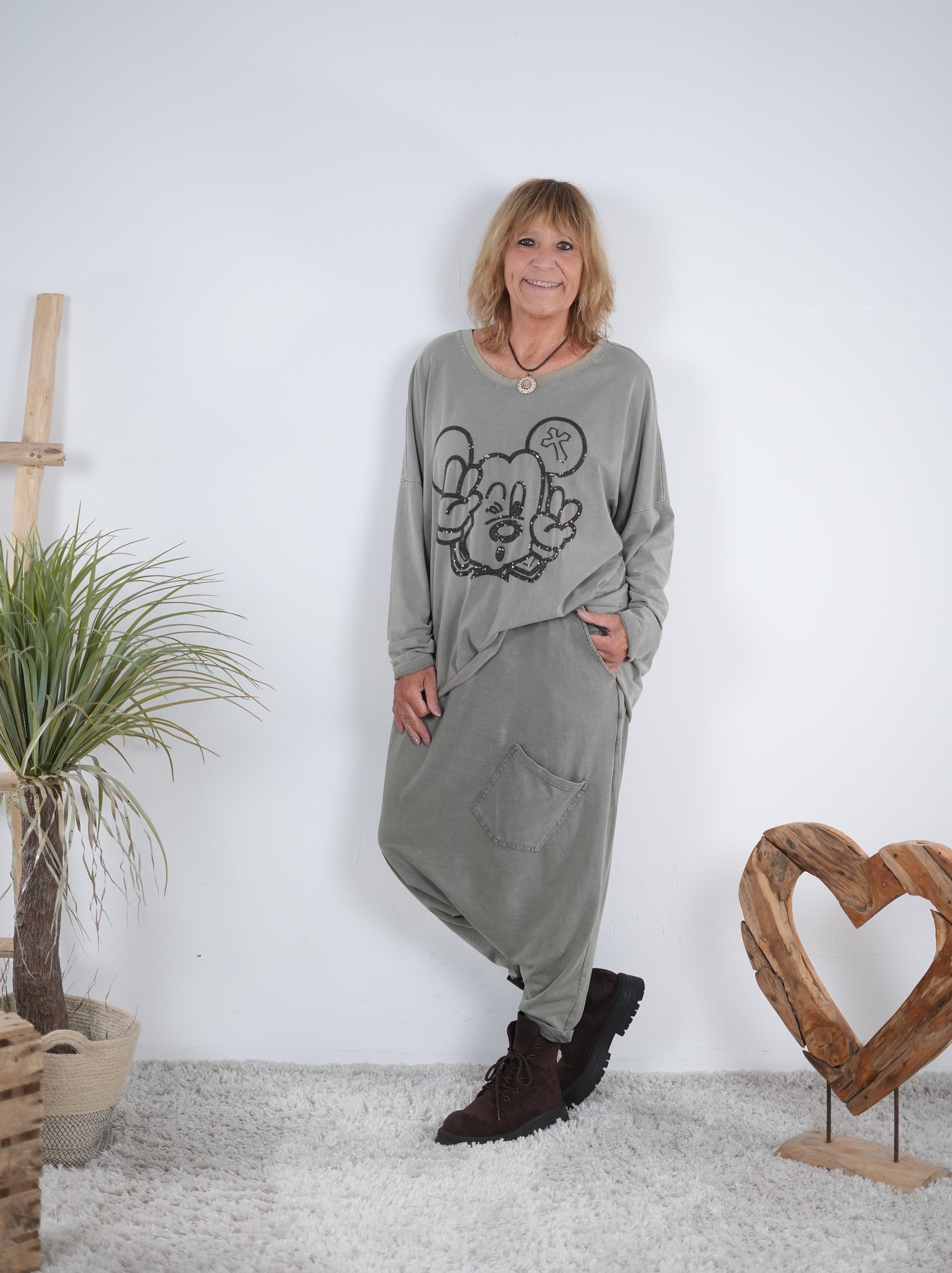 oversize Shirt mit süßem Motiv Olive