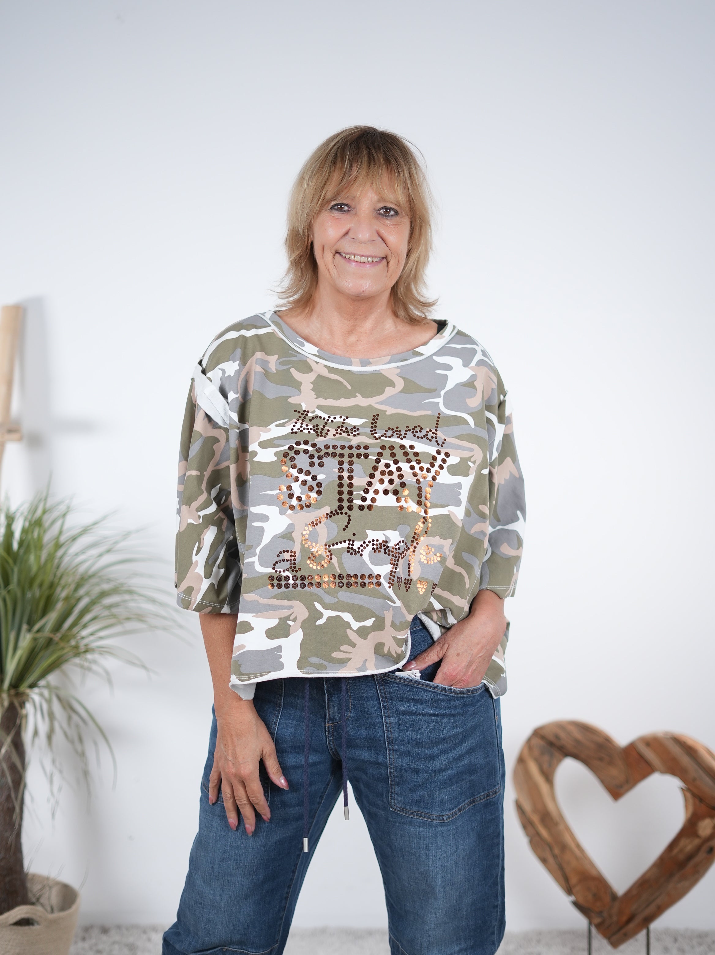 Poncho Shirt im Camouflage Look mit Rundhalsausschnitt Weiß
