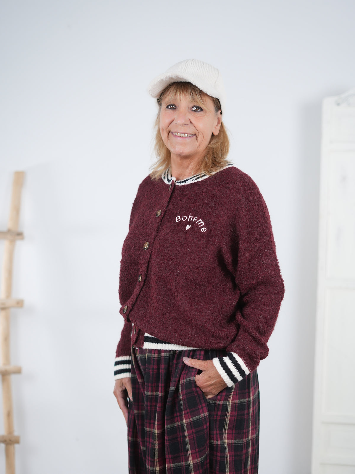 Süße College Jacke aus Strick mit "Boheme"Schriftzug