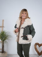 Süße Jeans Jacke mit Kunstfell