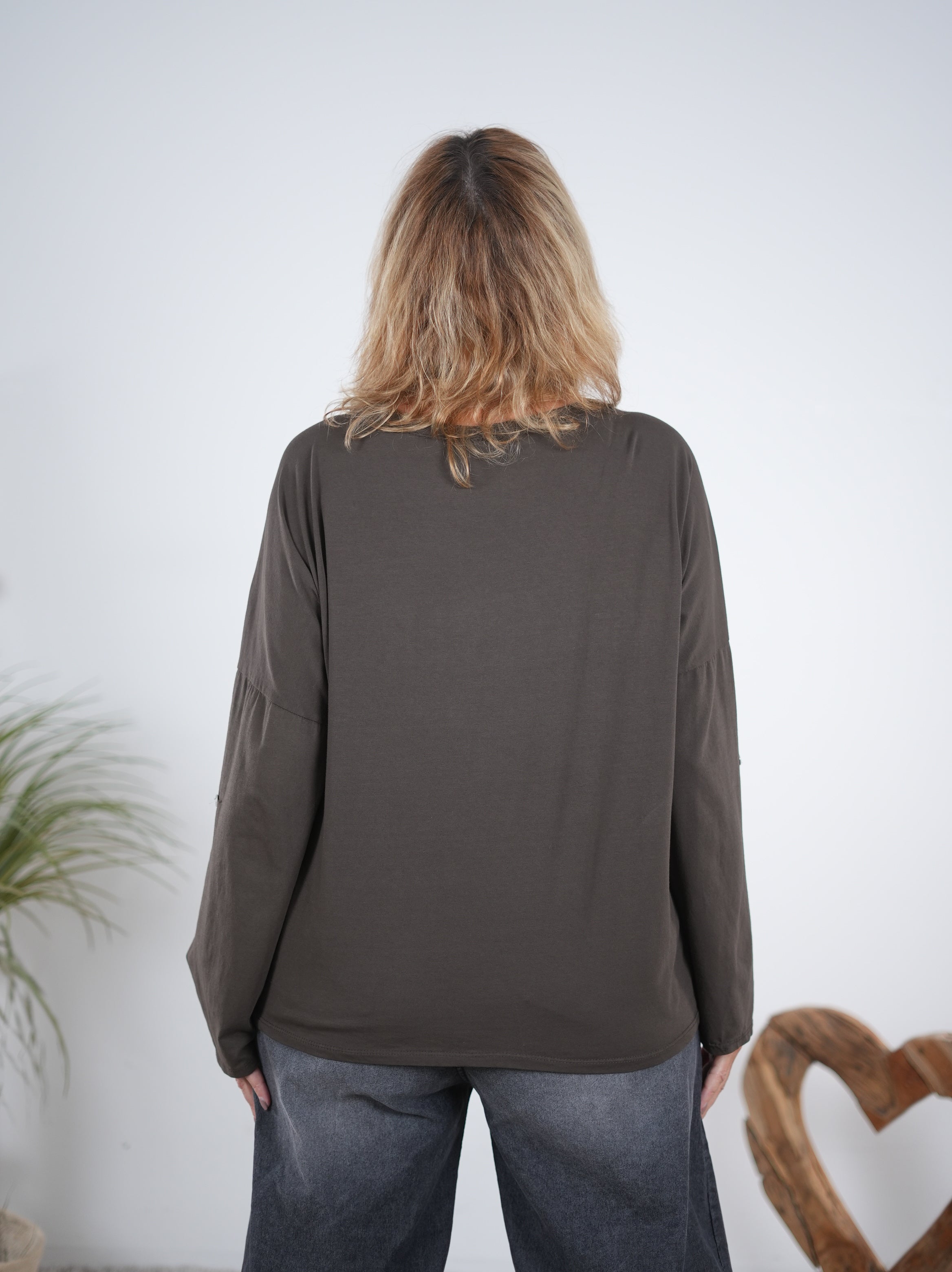überschnittenes langarm Shirt mit "whatever" Schriftzug