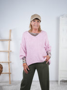 unifarbener Strickpullover mit V-Ausschnitt und Außennähten Rosa