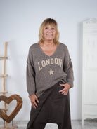 weicher Strickpulli mit überschnittenem Arm Taupe