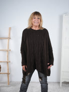 Weicher Strickpullover im Zopfmuster