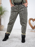 Weite Leo Pants mit Gürtel