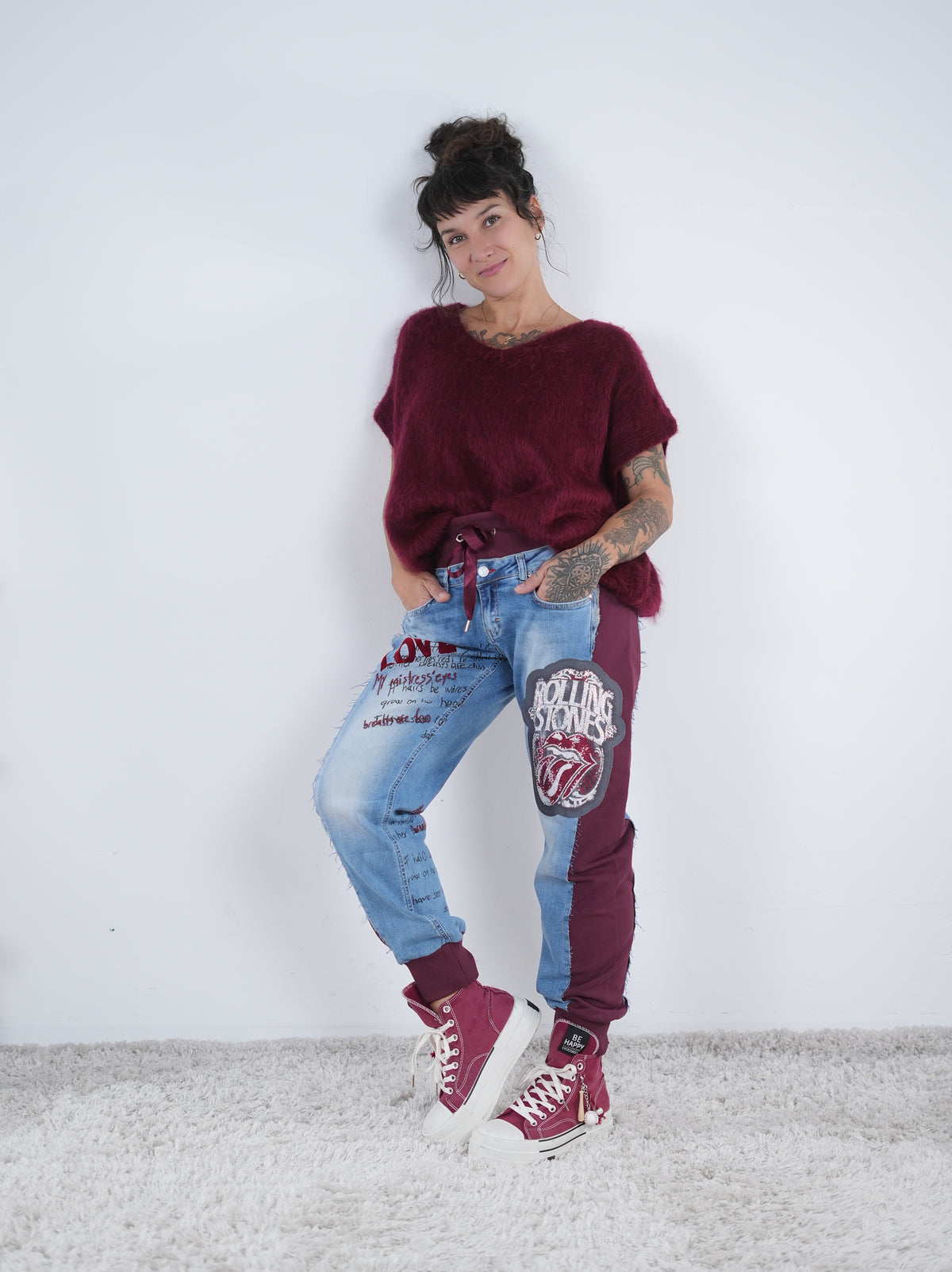 Wide Leg Pants mit Schriftzügen, bordeaux